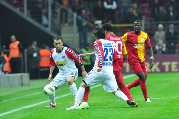 Mersin Arena'dan puanla dnyor 0-0!